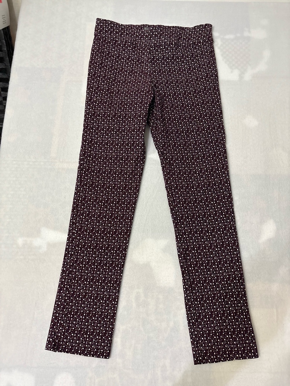 Erica Taylor Slim Leg Patterned Pants in Burgundy with White Speckle MEDIUM